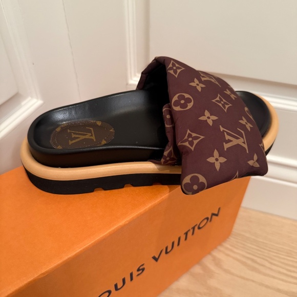 Louis Vuitton POOL PILLOW COMFORT MULE Size 38 - Picture 4 of 16